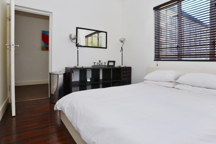 To Let 2 Bedroom Property for Rent in Sea Point Western Cape